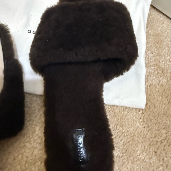 NEW!  Aeyde Anna Shearling Slides -6.5 - Picture 10 of 10